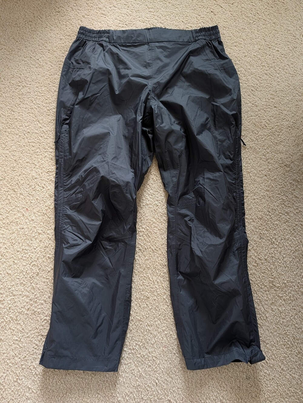 Columbia Men's Black Lightweight Waterproof Pants